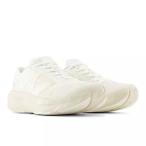 NEW BALANCE FUELCELL REBEL V4 WOMEN'S